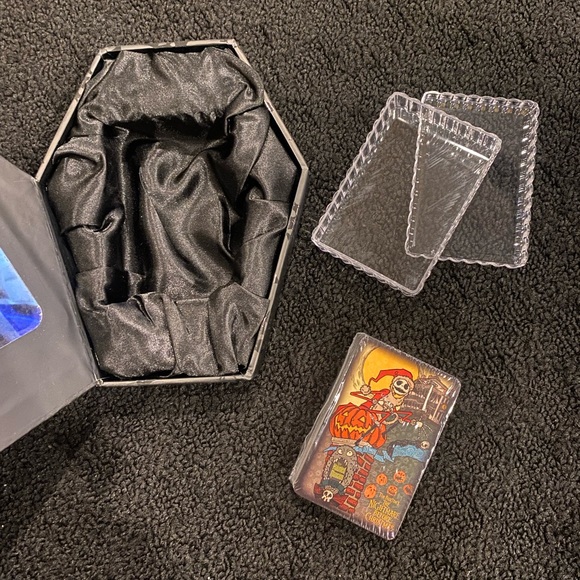 Nightmare before Christmas playing cards. - Picture 3 of 4